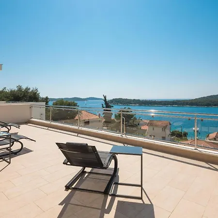 Jasmin וילה רוגוזניצה