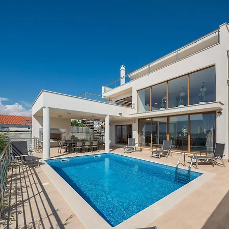 Jasmin * 로고즈니차