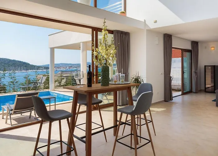 Villa Jasmin Rogoznica (Sibenik-Knin)